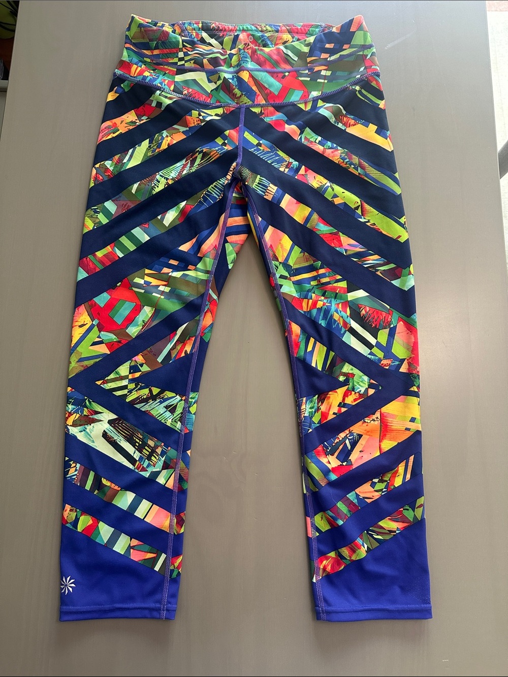 Athleta Multicolor & Navy Blue Geometric Capri Leggings